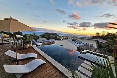 Image de Plongez dans l'élégance de cette superbe Villa à La Réunion