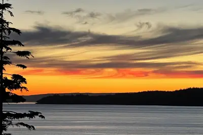 Image de Gorgeous new Ocean View Studio Suite at The Cottage at the Cove Telegraph Cove