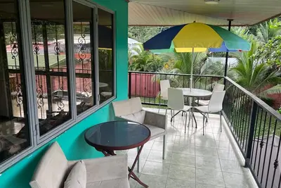 Image de Monkey View: Relaxed Quiet Secure Get Away from the Pto Viejo party + Location!