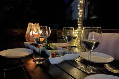 Image de Townhouse Lotus in a prime location! 5 minutes from Legoland. families & pets.