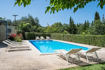 Image de Villa Nefeli with Private Pool by Konnect