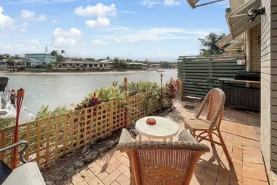 Image de 3 Bedroom-Canal Front Mooloolaba