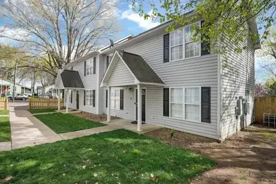 Image de Dt/2 Spacious 3br Suites/FreeParking/SelfCheckin