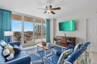 Image de Silver Shells St Lucia 503 – Beachfront, Hot Tub + Community Pool, Playground!