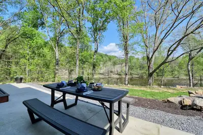 Image de The Cataloochee Tiny Home on the Pigeon River