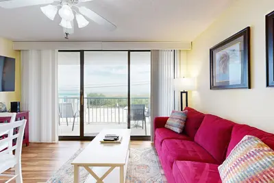 Image de Oceanview condo with outdoor pool, ocean views and beach access