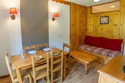 Image de Centre station, 3ème étage, remise en forme, piscine, sauna, balcon, casier à ski, 35m², Les Orres