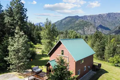 Image de Enchantment Haus -Mountain Majesty and Memorable Moments