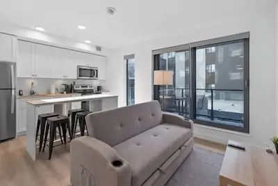 Image de Mins to Saddledome | Rooftop Patio | Sofa Bed