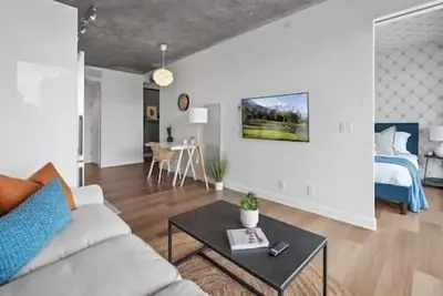 Image de King Bed |Skyline Views | Pool | Gym