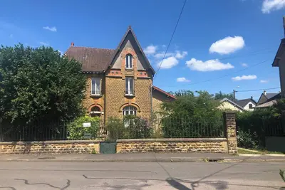 Image de Villa bonne entente en Ardenne. Château fort🏰. Nature🍀 histoire nautisme vélo.