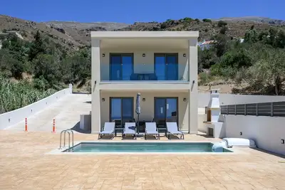 Image de Katerina1, Swimming pool, Near beach, Taverns
