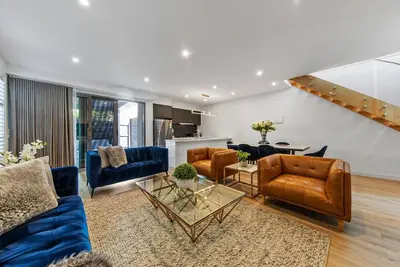 Image de Unit 3, 181 Dromana Parade · Sunshine Parade
