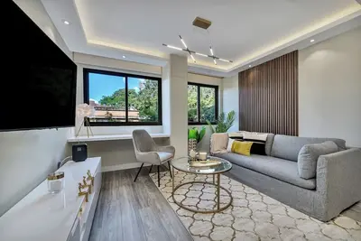 Image de High End Apartment 1 Bd 1 Ba Views Ac Malls
