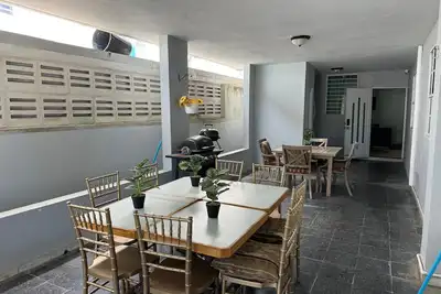 Image de Charming, 2Bedroom House-5 Beds-Sleep 10