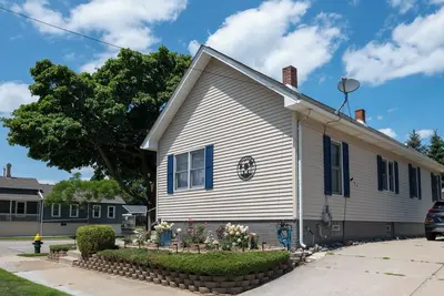 Image de Welcome to North Beach Bungalow! \nSteps to the Beach, Minutes to Everything!