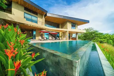 Image de Spacious 5-bedroom ocean view house in Playa Grande