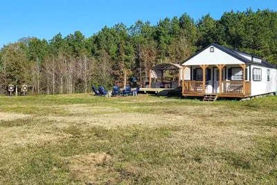 Image de Peaceful and Private Cabin with fun activities for family & friends on 25 Acres
