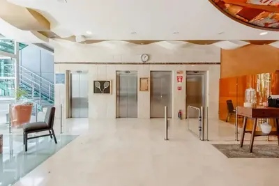Image de Experience Luxury at Mr. Herold Homes
