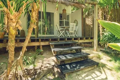 Image de Two-Bedroom House garden view