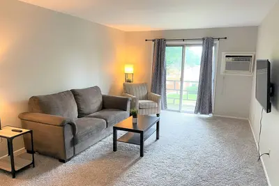 Image de Centrally Located 2 Bedroom Apartment