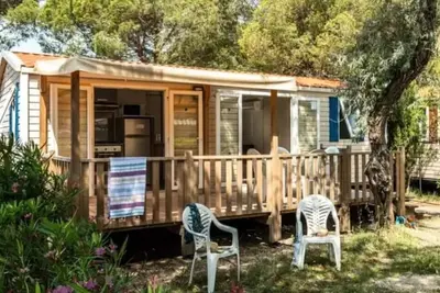 Image de Mobil-home | Classic | 2 Ch. | 4/6 pers. | Terrasse surélevée | A/C