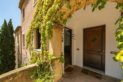 Image de Appartement 'Rokkaria Holiday' avec Wi-Fi et climatisation