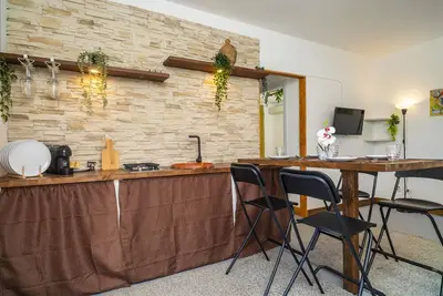 Image de Appartement \"Schilirò House\" avec vue sur les montagnes, Wi-Fi et climatisation