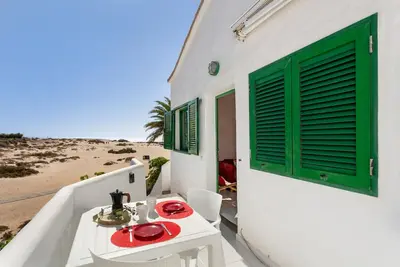 Image de Appartement de vacances 'Cotillo Lagoons' avec vue sur la mer, terrasse privée et Wi-Fi