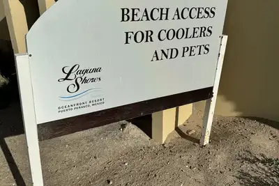 Image de 2 bed beach condo in Laguna Shores with full resort access!
