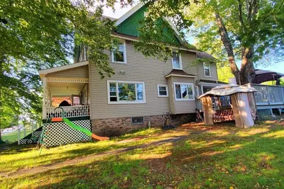 Image de Charming 4-bedroom house with Lakeview and  Ac  in Bethel