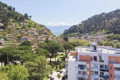 Image de Cosy and clean family- friendly apartment. Only 10 minutes walk from the centre