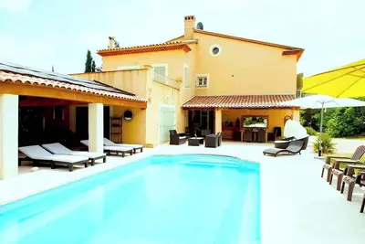 Image de Casa-Manon grande maison de vacances avec piscine