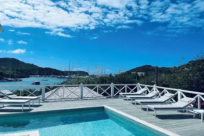 Image de Kittyhawk … 3 Bedroom House with Beautiful Harbour Views