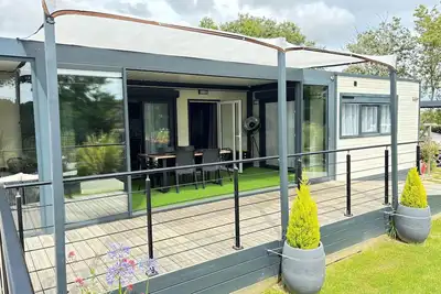 Image de Cottage Luxe 3 Chambres, Jacuzzi, Piscine et Parking à 12 km des Sables d'Olonne