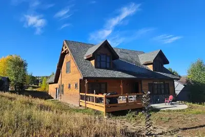 Image de Perfect family getaway - 6 bedrooms and views!