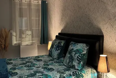 Image de Chambre en autonomie endroit calme! \nIdéal marcheurs, vélo, moto! \nGarage dispo