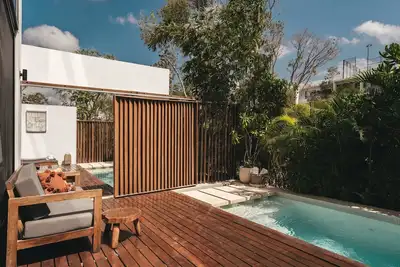 Image de Spacious 8br Sister Villas | Private Pool- Paddle Court- Security