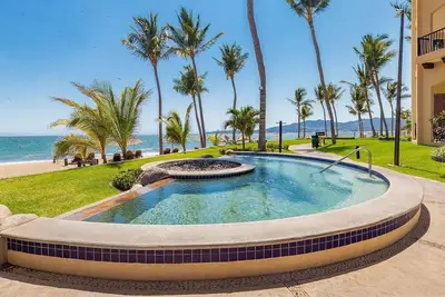 Image de Villa del Palmar Flamingos Beach Condo an oceanfront property in Nuevo Vallarta\n