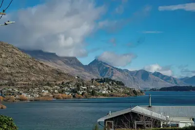 Image de Frankton Arm Vista - Queenstown Holiday Home