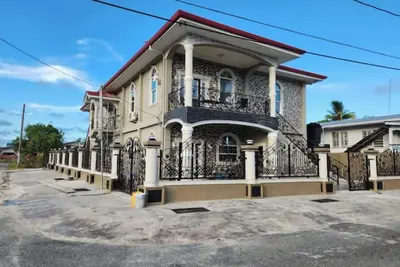 Image de Elevated Luxury Apartments