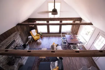 Image de Mountain Cabin Bordering State Park. Hiking, Private. Special Place, Great View!