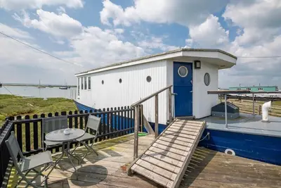 Image de Lorna, Houseboat, West Mersea