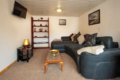 Image de Vacation apartment (60sqm) with fully equipped kitchen just a few meters from the Haßberge Nature Park