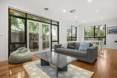 Image de Spacious 3-Bed by Nature Reserve and Shops