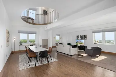 Image de Luxury Penthouse at The Grand Castle