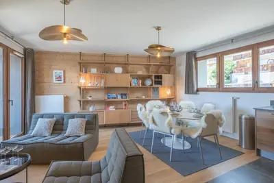Image de Duplex neuf avec balcon, cheminée, proche des pistes à l'Alpe d'Huez