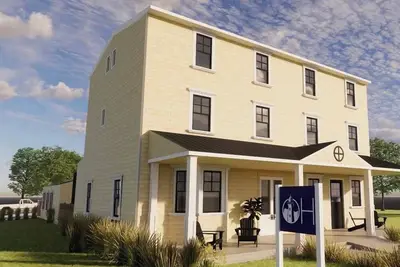 Image de Mermaid Cove | Cozy Room with Ensuite | Sunset Views of Main St. | Sleeps 2