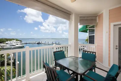 Image de Ocean Oasis at Sunset Marina-2 bed 2 bath oceanfront condo w/boat slip rental