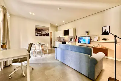 Image de Lovely 1 Bedroom Apt off to the sea front